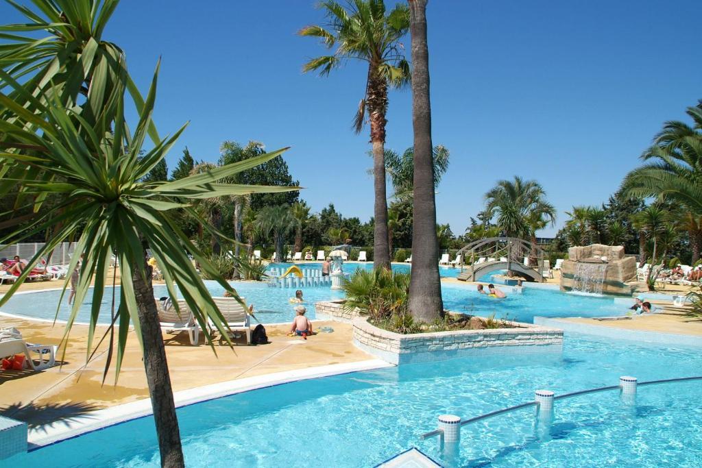 Camping Resort Les Champs Blancs Agde Dış mekan fotoğraf